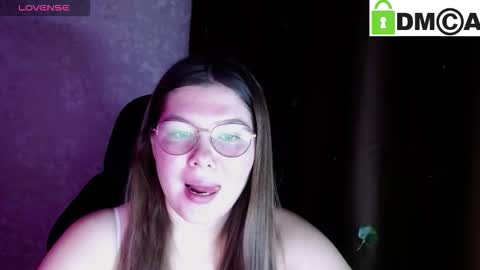 Welcome guys  Pleasure to see you all here  My name is MichaelaTip menu is active Private is open  online show from October 27, 2:22 am