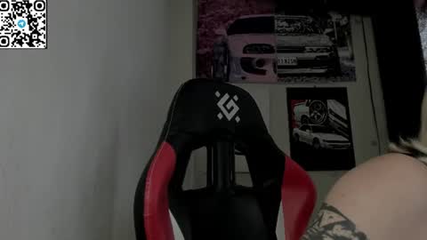 holy_mistresss online show from July 10, 8:19 am