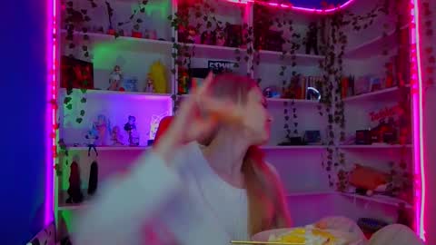 Rumi online show from October 17, 11:14 am