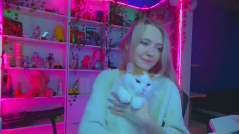 Rumi online show from November 16, 11:23 am