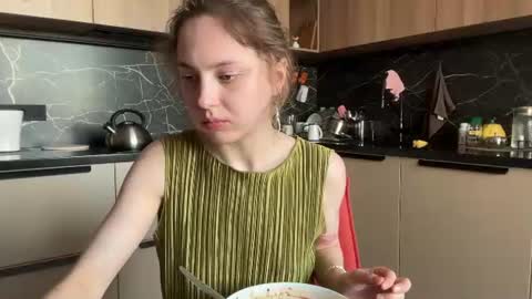dori not holy get my tg channel with link from description under last photo online show from June 24, 12:12 pm