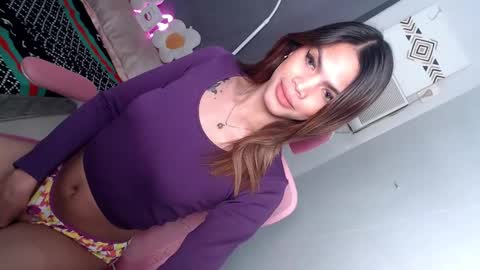 Snapshot of holymary_69 chatting on January 17, 12:42 pm Patricia online show from January 17, 12:42 pm