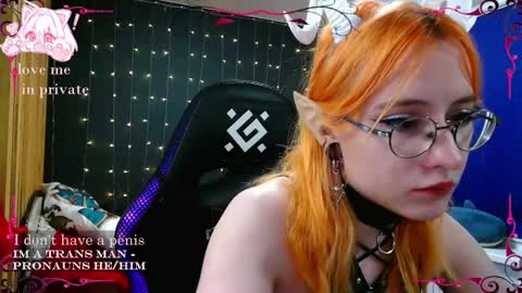 Honelints boyblonde hair AsterMIntfemboybrown hair online show from February 14, 8:59 pm