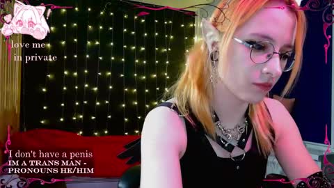 Honelints boyblonde hair AsterMIntfemboybrown hair online show from March 11, 10:09 pm