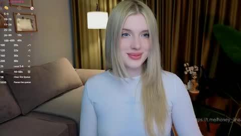 Lina online show from May 9, 3:07 pm