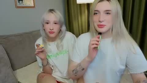 Lina online show from June 27, 1:00 am