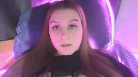 honey_lolaaa online show from November 21, 3:32 pm