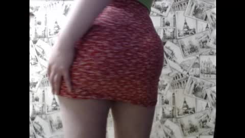 Snapshot of honey_mood chatting on September 21, 12:53 pm Lina online show from September 21, 12:53 pm