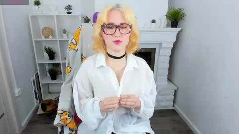 Kate online show from September 19, 9:07 pm