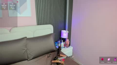 honey_sofii_ online show from May 6, 11:38 am