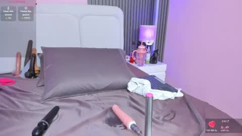 honey_sofii_ online show from April 29, 5:30 pm