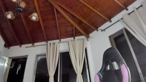 Isabella  online show from July 12, 4:15 am