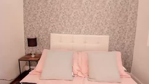 honey_sweet777 online show from July 9, 8:24 pm