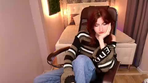 Violett online show from March 14, 9:30 pm