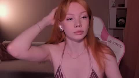 honeyautumn online show from June 28, 6:59 pm