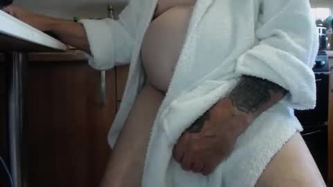 honeymaster290 online show from September 19, 8:18 am