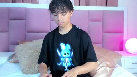 honeymoon_sariel online show from May 2, 1:39 pm