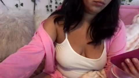 honeyyy89 online show from February 24, 2:03 am