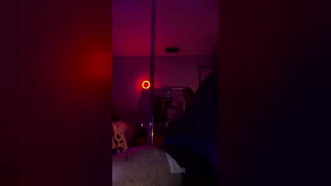 hoodrobbin447 online show from December 16, 5:47 am