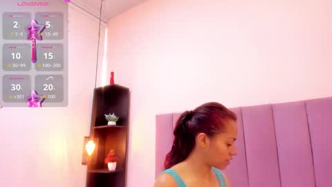 holly online show from November 18, 8:34 pm