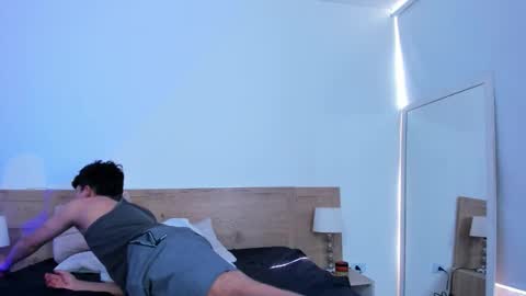 hoot_booys_ online show from March 15, 8:01 pm