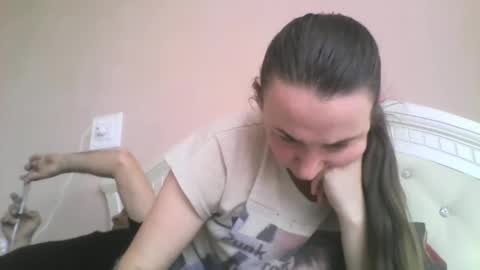 hootloove69 online show from May 3, 1:39 pm