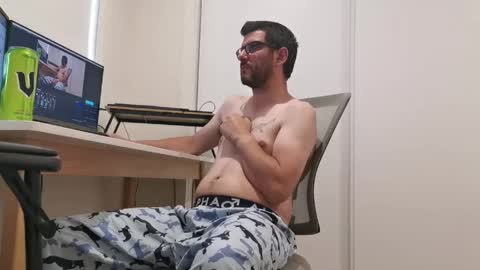 hopefulguy86 online show from May 15, 11:45 pm