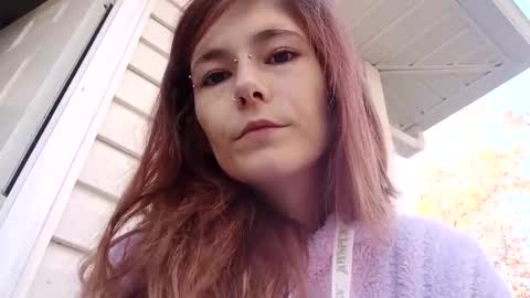 horny_bitch_420 online show from November 23, 9:46 pm