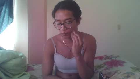 horny_brii online show from June 26, 7:30 pm