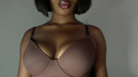 delilah online show from May 29, 3:48 am