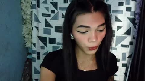 Rhiana online show from April 23, 6:21 am