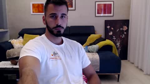 hornyasfuckk33 online show from October 31, 11:21 am