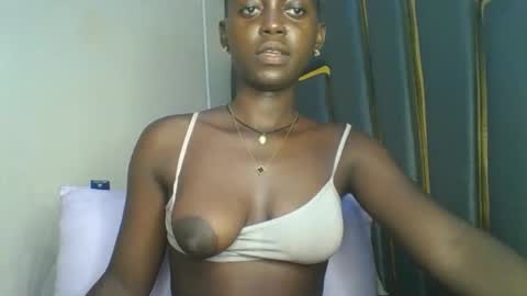 Bella online show from November 29, 9:22 pm