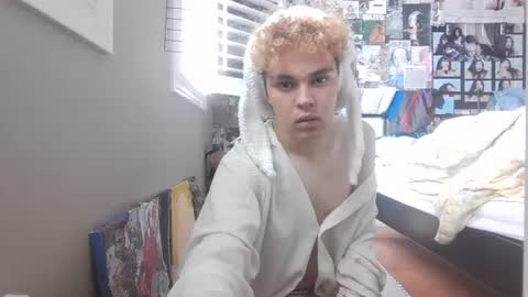 hornyfemfag online show from July 16, 3:26 pm
