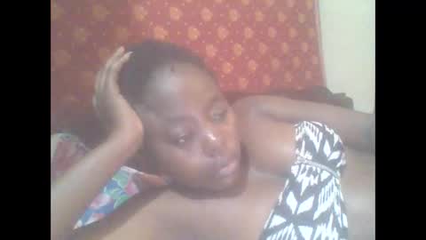 hornygal001 online show from April 25, 1:41 pm