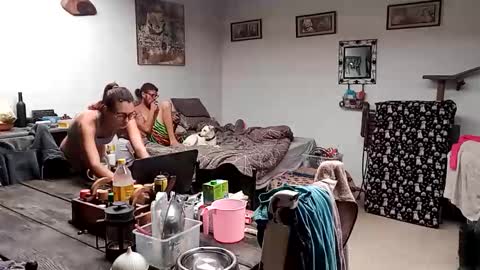 Nix  D online show from November 5, 5:53 am