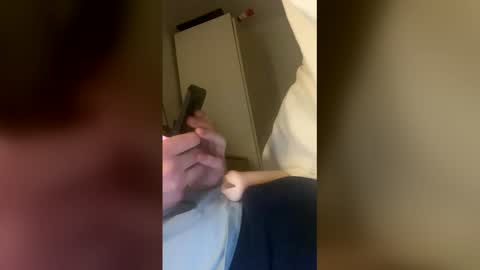 hornyirishboy03x online show from January 31, 10:07 pm