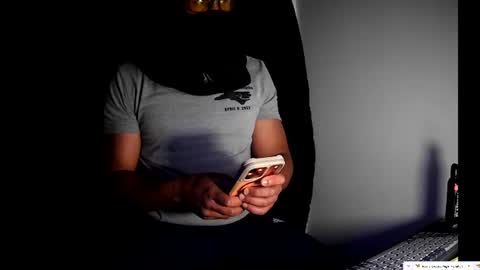HornyStr8Lightskin online show from June 15, 5:10 am