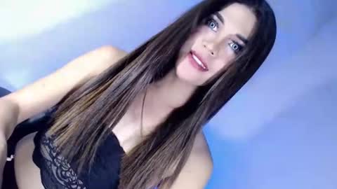 hornylisa online show from April 4, 11:39 am