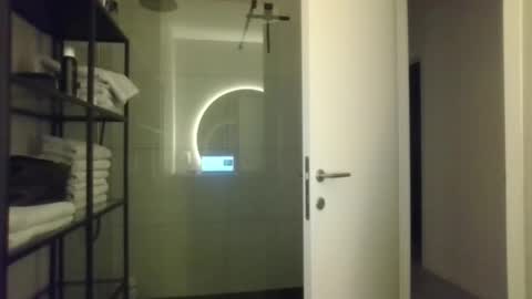 HornyMavu online show from November 23, 11:14 pm