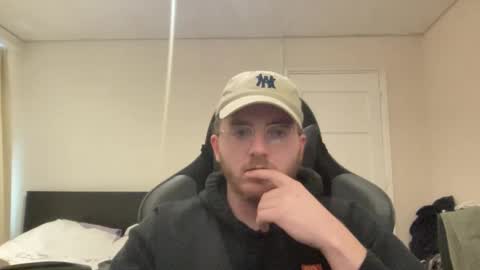 hornymiker online show from December 28, 2:10 pm