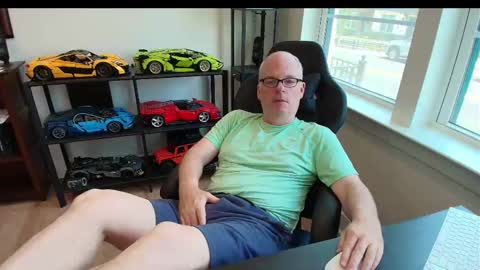 hornynthick70 online show from June 7, 4:01 pm