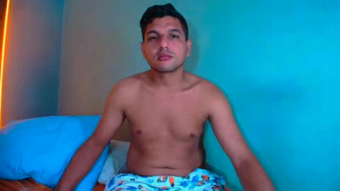 hornyshow1 online show from April 23, 12:13 pm
