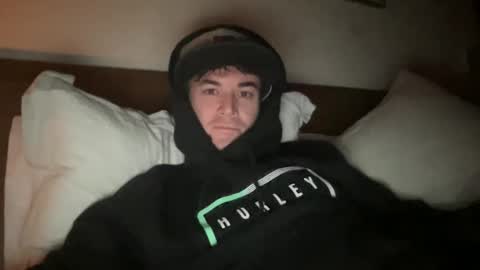 Snapshot of hornytightboy89 chatting on December 21, 3:58 am Hornytightboy89 online show from December 21, 3:58 am