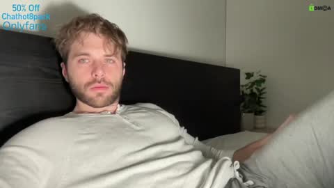 Edward aka Wolf online show from December 22, 9:31 pm