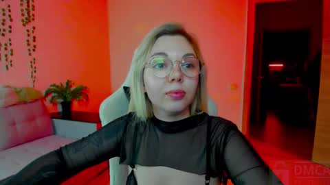   online show from December 1, 7:23 pm