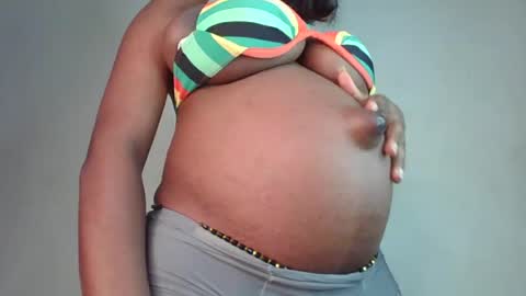 Zarah online show from July 28, 4:39 pm