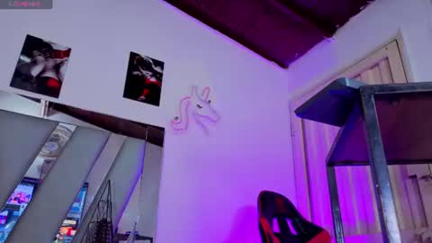 destinyk online show from July 1, 10:07 pm