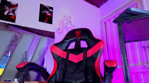 destinyk online show from July 20, 7:59 pm