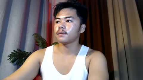 hot_emmanuel online show from June 11, 1:05 am